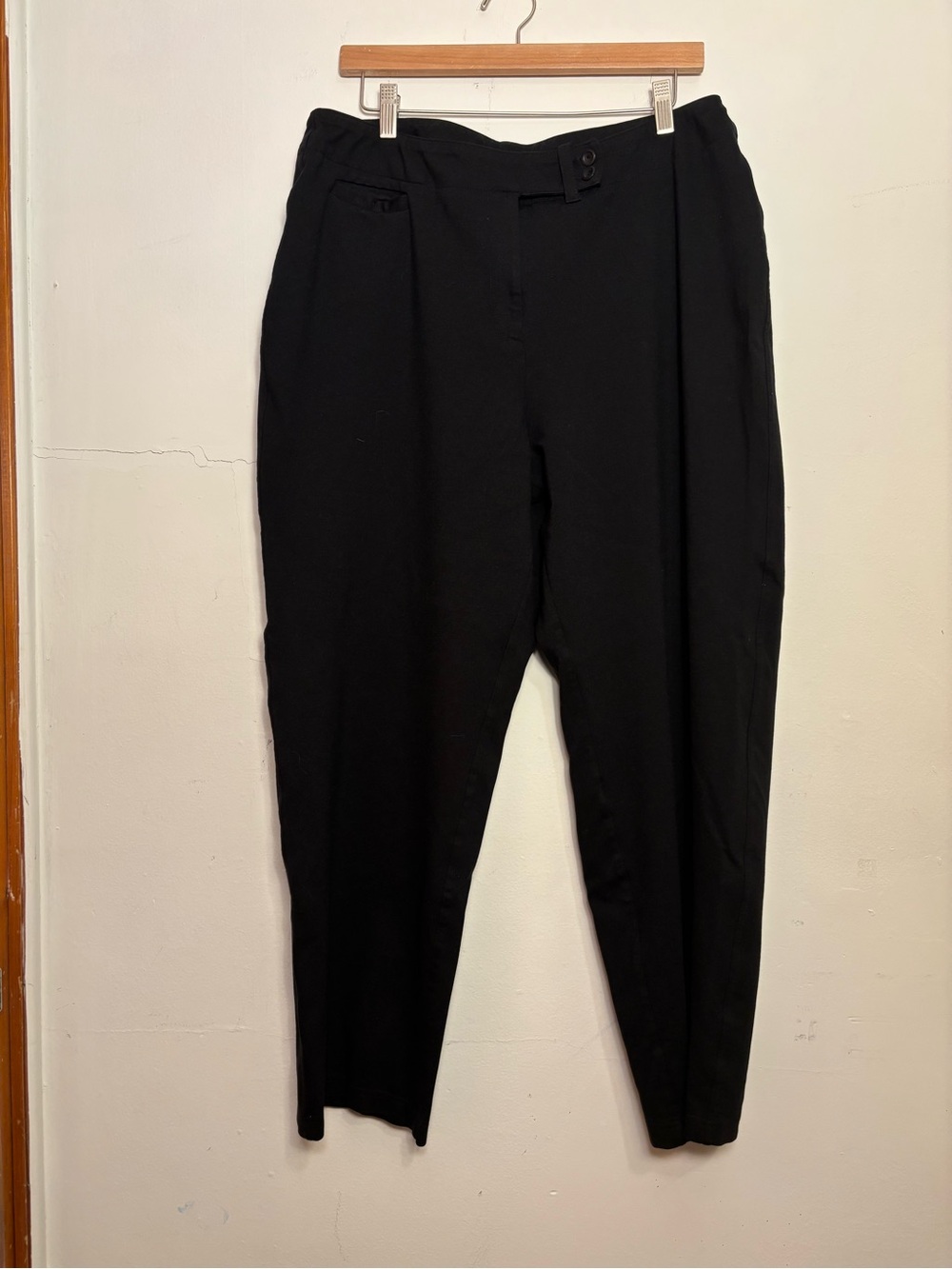 Eileen Fisher Black Tailored Chino Pants